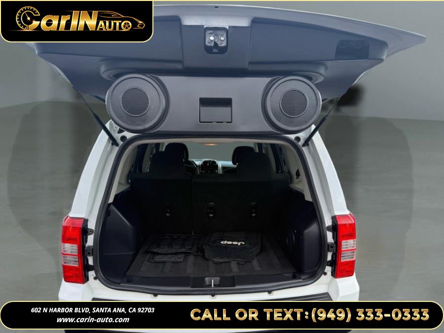 2015 Jeep Patriot FWD 4dr Latitude, available for sale in Santa Ana, California | Carin Auto. Santa Ana, California 2015 Jeep Patriot FWD 4dr Latitude, available for sale in Santa Ana, California | Carin Auto. Santa Ana, California