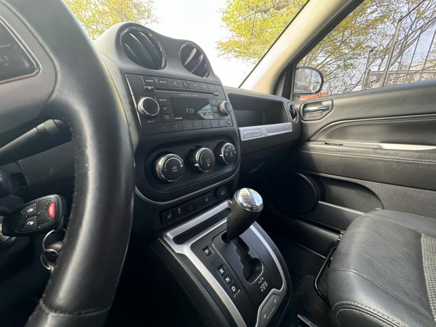 2017 Jeep Compass Latitude 4x4 *Ltd Avail*, available for sale in Long Island City, New York | Luxury Of Queens. Long Island City, New York 2017 Jeep Compass Latitude 4x4 *Ltd Avail*, available for sale in Long Island City, New York | Luxury Of Queens. Long Island City, New York