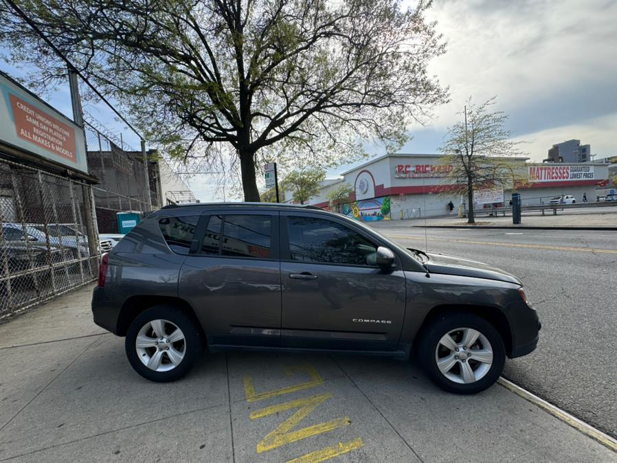 2017 Jeep Compass Latitude 4x4 *Ltd Avail*, available for sale in Long Island City, New York | Luxury Of Queens. Long Island City, New York 2017 Jeep Compass Latitude 4x4 *Ltd Avail*, available for sale in Long Island City, New York | Luxury Of Queens. Long Island City, New York