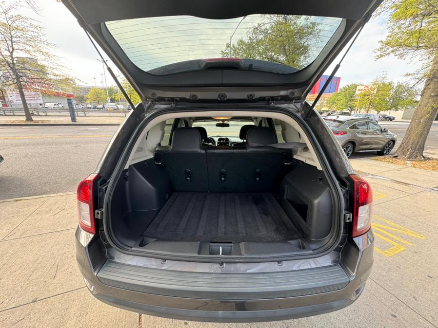 2017 Jeep Compass Latitude 4x4 *Ltd Avail*, available for sale in Long Island City, New York | Luxury Of Queens. Long Island City, New York 2017 Jeep Compass Latitude 4x4 *Ltd Avail*, available for sale in Long Island City, New York | Luxury Of Queens. Long Island City, New York