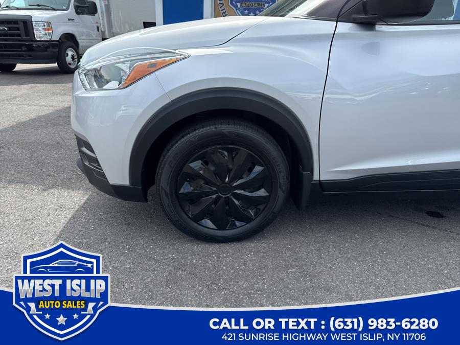 2019 Nissan Kicks SR FWD, available for sale in West Islip, New York | West Islip Auto Sales. West Islip, New York 2019 Nissan Kicks SR FWD, available for sale in West Islip, New York | West Islip Auto Sales. West Islip, New York