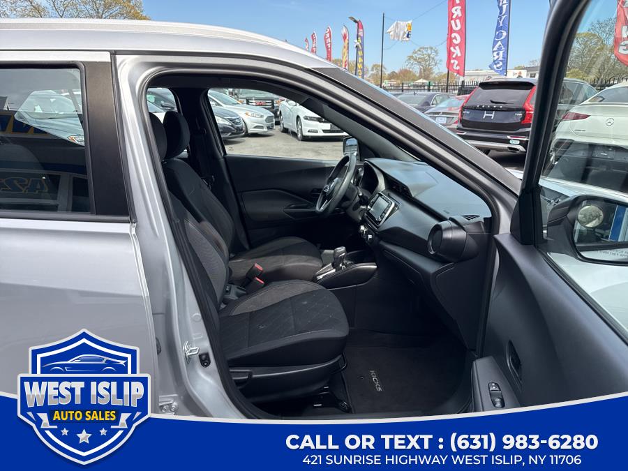 2019 Nissan Kicks SR FWD, available for sale in West Islip, New York | West Islip Auto Sales. West Islip, New York 2019 Nissan Kicks SR FWD, available for sale in West Islip, New York | West Islip Auto Sales. West Islip, New York