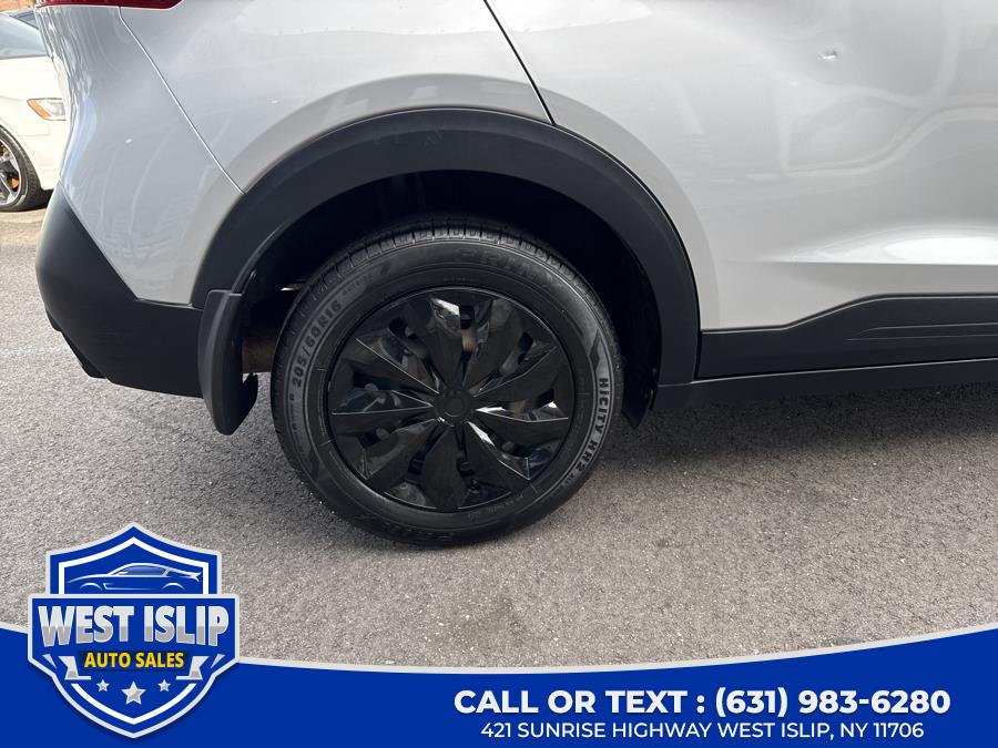 2019 Nissan Kicks SR FWD, available for sale in West Islip, New York | West Islip Auto Sales. West Islip, New York 2019 Nissan Kicks SR FWD, available for sale in West Islip, New York | West Islip Auto Sales. West Islip, New York
