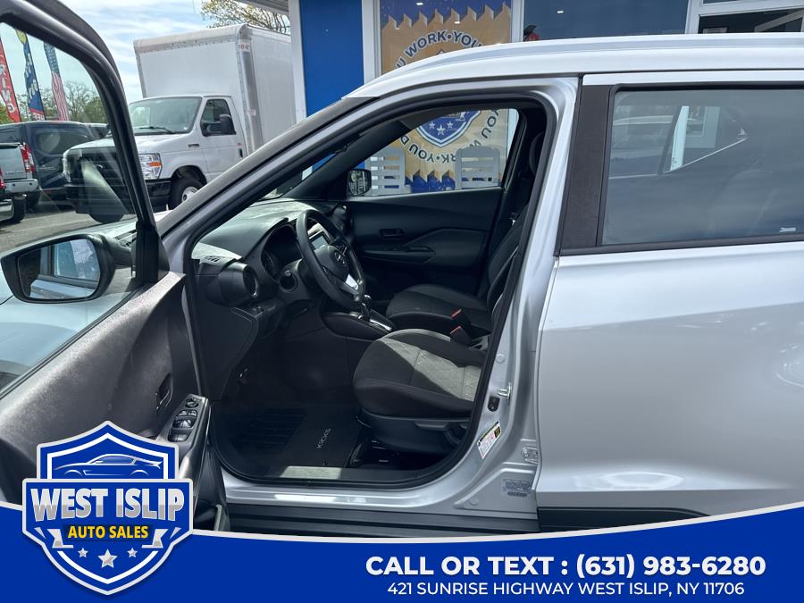 2019 Nissan Kicks SR FWD, available for sale in West Islip, New York | West Islip Auto Sales. West Islip, New York 2019 Nissan Kicks SR FWD, available for sale in West Islip, New York | West Islip Auto Sales. West Islip, New York