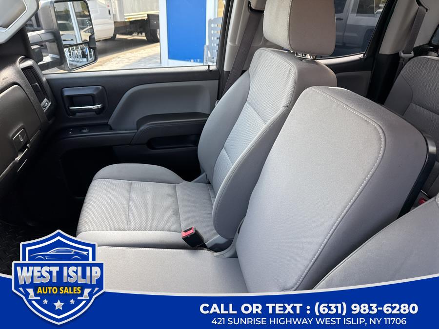 2017 Chevrolet Silverado 1500 4WD Double Cab 143.5" Custom, available for sale in West Islip, New York | West Islip Auto Sales. West Islip, New York 2017 Chevrolet Silverado 1500 4WD Double Cab 143.5" Custom, available for sale in West Islip, New York | West Islip Auto Sales. West Islip, New York
