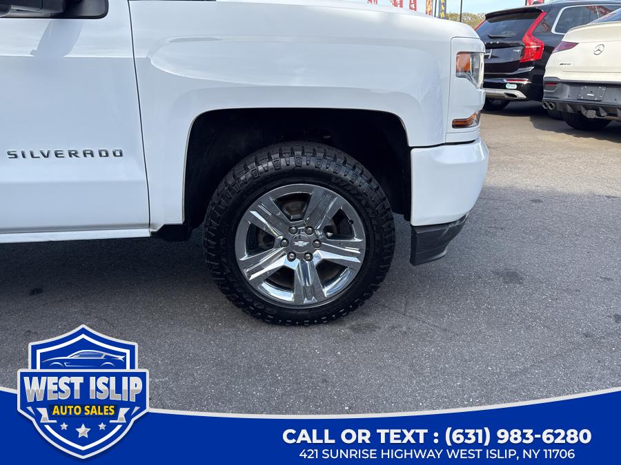 2017 Chevrolet Silverado 1500 4WD Double Cab 143.5" Custom, available for sale in West Islip, New York | West Islip Auto Sales. West Islip, New York 2017 Chevrolet Silverado 1500 4WD Double Cab 143.5" Custom, available for sale in West Islip, New York | West Islip Auto Sales. West Islip, New York