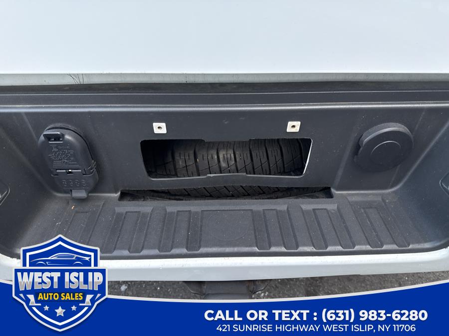 2017 Chevrolet Silverado 1500 4WD Double Cab 143.5" Custom, available for sale in West Islip, New York | West Islip Auto Sales. West Islip, New York 2017 Chevrolet Silverado 1500 4WD Double Cab 143.5" Custom, available for sale in West Islip, New York | West Islip Auto Sales. West Islip, New York