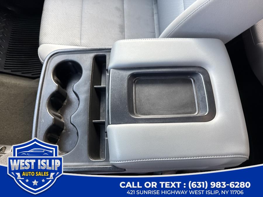 2017 Chevrolet Silverado 1500 4WD Double Cab 143.5" Custom, available for sale in West Islip, New York | West Islip Auto Sales. West Islip, New York 2017 Chevrolet Silverado 1500 4WD Double Cab 143.5" Custom, available for sale in West Islip, New York | West Islip Auto Sales. West Islip, New York