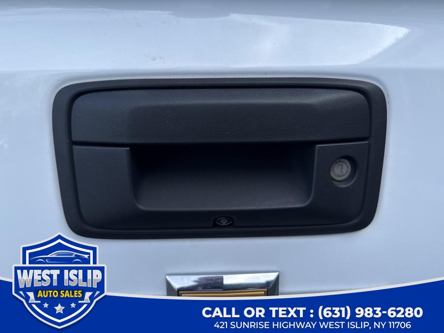 2017 Chevrolet Silverado 1500 4WD Double Cab 143.5" Custom, available for sale in West Islip, New York | West Islip Auto Sales. West Islip, New York 2017 Chevrolet Silverado 1500 4WD Double Cab 143.5" Custom, available for sale in West Islip, New York | West Islip Auto Sales. West Islip, New York