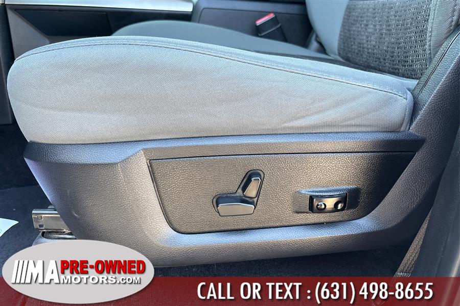 2017 Ram 2500 Big Horn 4x4 Crew Cab 6''4" Box, available for sale in Huntington Station, New York | M & A Motors. Huntington Station, New York 2017 Ram 2500 Big Horn 4x4 Crew Cab 6''4" Box, available for sale in Huntington Station, New York | M & A Motors. Huntington Station, New York