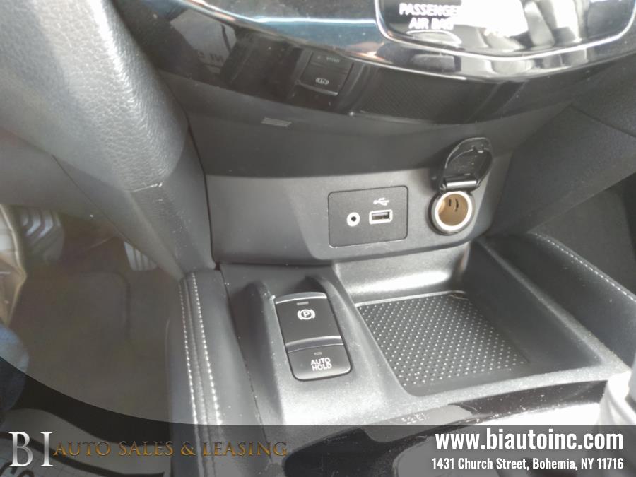 2019 Nissan Rogue AWD SL, available for sale in Bohemia, New York | B I Auto Sales. Bohemia, New York 2019 Nissan Rogue AWD SL, available for sale in Bohemia, New York | B I Auto Sales. Bohemia, New York