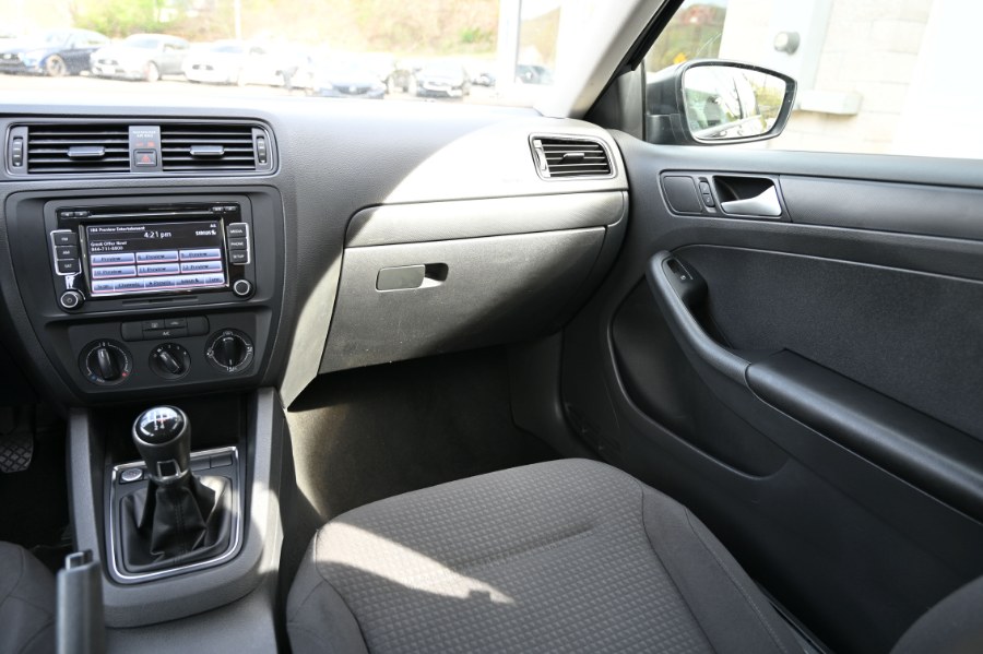 2015 Volkswagen Jetta Sedan 4dr Man 2.0L S w/Technology, available for sale in Waterbury, Connecticut | Highline Car Connection. Waterbury, Connecticut 2015 Volkswagen Jetta Sedan 4dr Man 2.0L S w/Technology, available for sale in Waterbury, Connecticut | Highline Car Connection. Waterbury, Connecticut