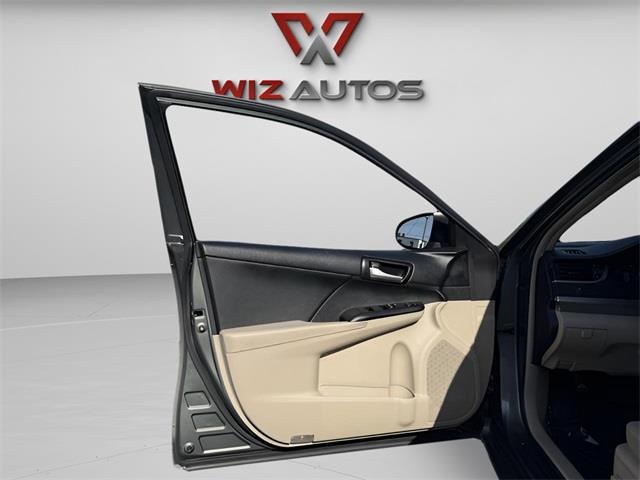 2014 Toyota Camry LE, available for sale in Stratford, Connecticut | Wiz Leasing Inc. Stratford, Connecticut 2014 Toyota Camry LE, available for sale in Stratford, Connecticut | Wiz Leasing Inc. Stratford, Connecticut
