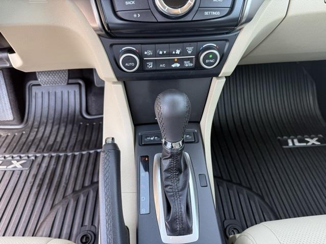 2017 Acura Ilx Premium Package, available for sale in Stratford, Connecticut | Wiz Leasing Inc. Stratford, Connecticut 2017 Acura Ilx Premium Package, available for sale in Stratford, Connecticut | Wiz Leasing Inc. Stratford, Connecticut