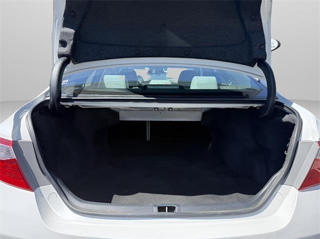 2015 Toyota Camry XLE, available for sale in Stratford, Connecticut | Wiz Leasing Inc. Stratford, Connecticut 2015 Toyota Camry XLE, available for sale in Stratford, Connecticut | Wiz Leasing Inc. Stratford, Connecticut