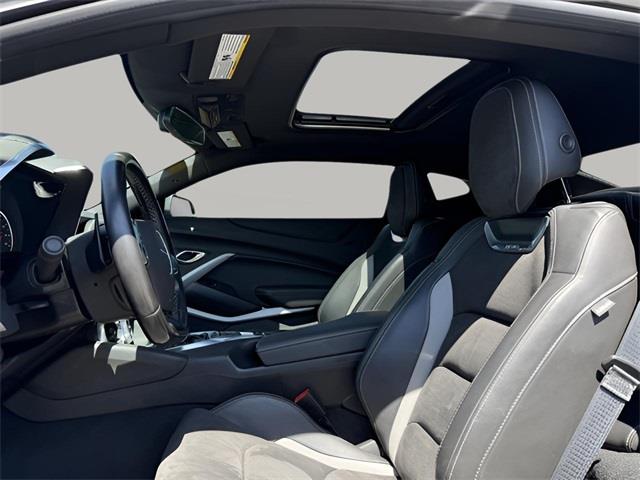 2021 Chevrolet Camaro LT1, available for sale in Stratford, Connecticut | Wiz Leasing Inc. Stratford, Connecticut 2021 Chevrolet Camaro LT1, available for sale in Stratford, Connecticut | Wiz Leasing Inc. Stratford, Connecticut