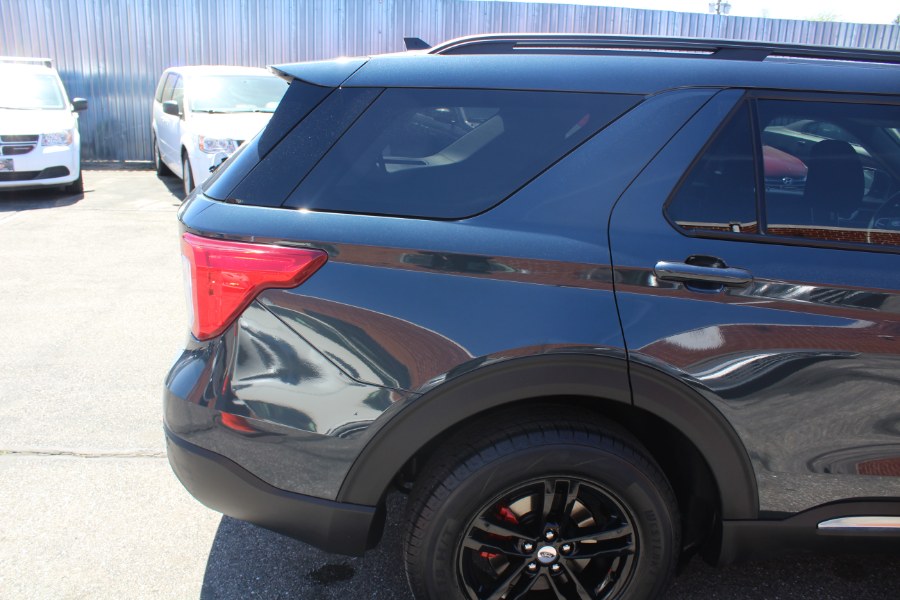 2023 Ford Explorer XLT 4WD, available for sale in Deer Park, New York | Car Tec Enterprise Leasing & Sales LLC. Deer Park, New York 2023 Ford Explorer XLT 4WD, available for sale in Deer Park, New York | Car Tec Enterprise Leasing & Sales LLC. Deer Park, New York