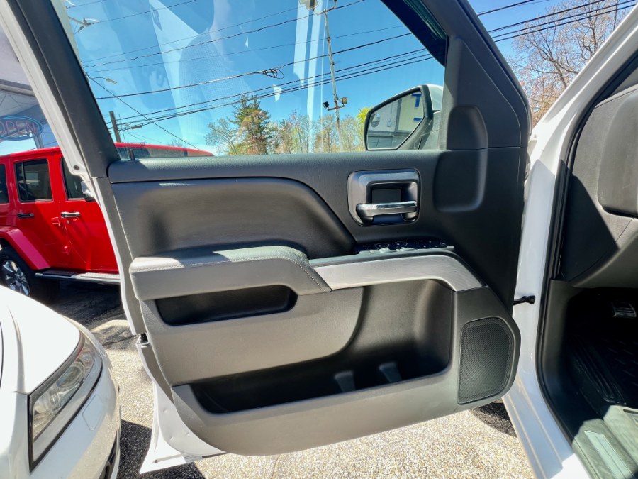2015 Chevrolet Silverado 1500 4WD Double Cab 143.5" LT w/1LT, available for sale in Manchester, New Hampshire | Second Street Auto Sales Inc. Manchester, New Hampshire 2015 Chevrolet Silverado 1500 4WD Double Cab 143.5" LT w/1LT, available for sale in Manchester, New Hampshire | Second Street Auto Sales Inc. Manchester, New Hampshire