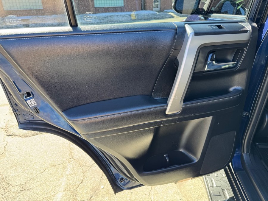 2018 Toyota 4Runner SR5 Premium 4WD (Natl), available for sale in West Springfield, Massachusetts | Union Street Auto Sales. West Springfield, Massachusetts 2018 Toyota 4Runner SR5 Premium 4WD (Natl), available for sale in West Springfield, Massachusetts | Union Street Auto Sales. West Springfield, Massachusetts