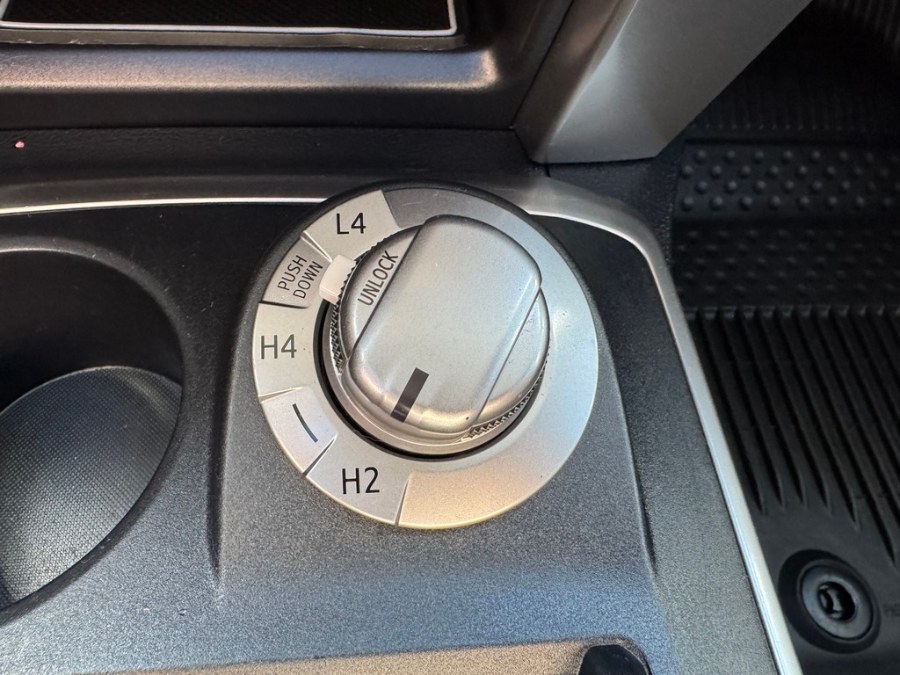 2018 Toyota 4Runner SR5 Premium 4WD (Natl), available for sale in West Springfield, Massachusetts | Union Street Auto Sales. West Springfield, Massachusetts 2018 Toyota 4Runner SR5 Premium 4WD (Natl), available for sale in West Springfield, Massachusetts | Union Street Auto Sales. West Springfield, Massachusetts