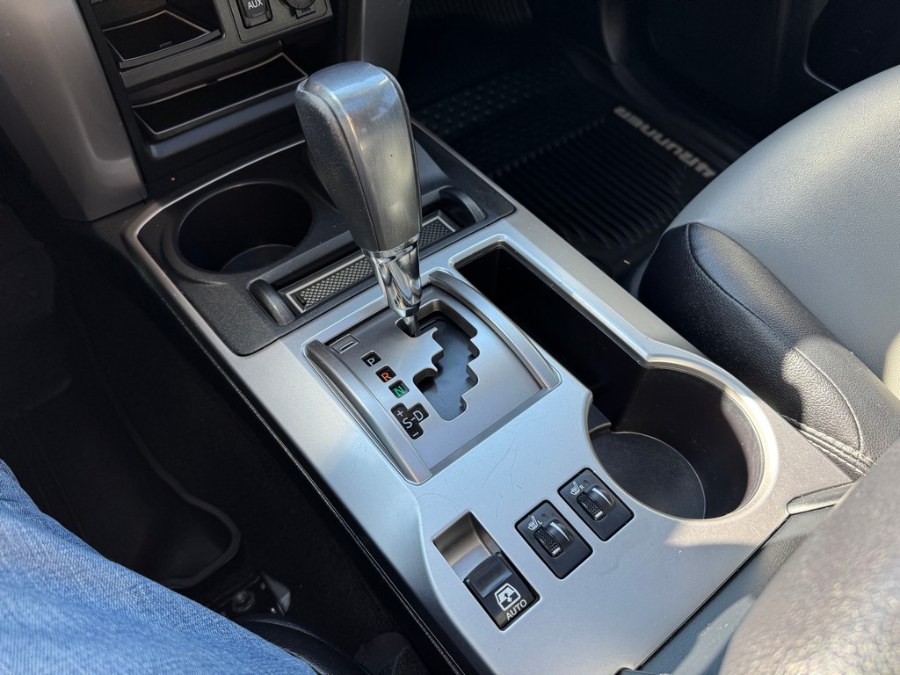 2018 Toyota 4Runner SR5 Premium 4WD (Natl), available for sale in West Springfield, Massachusetts | Union Street Auto Sales. West Springfield, Massachusetts 2018 Toyota 4Runner SR5 Premium 4WD (Natl), available for sale in West Springfield, Massachusetts | Union Street Auto Sales. West Springfield, Massachusetts