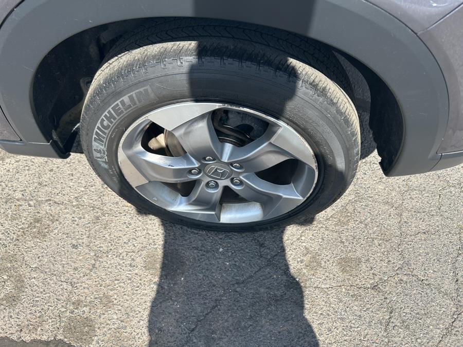 2017 Honda HR-V LX AWD CVT, available for sale in Middletown, Connecticut | Newfield Auto Sales. Middletown, Connecticut 2017 Honda HR-V LX AWD CVT, available for sale in Middletown, Connecticut | Newfield Auto Sales. Middletown, Connecticut