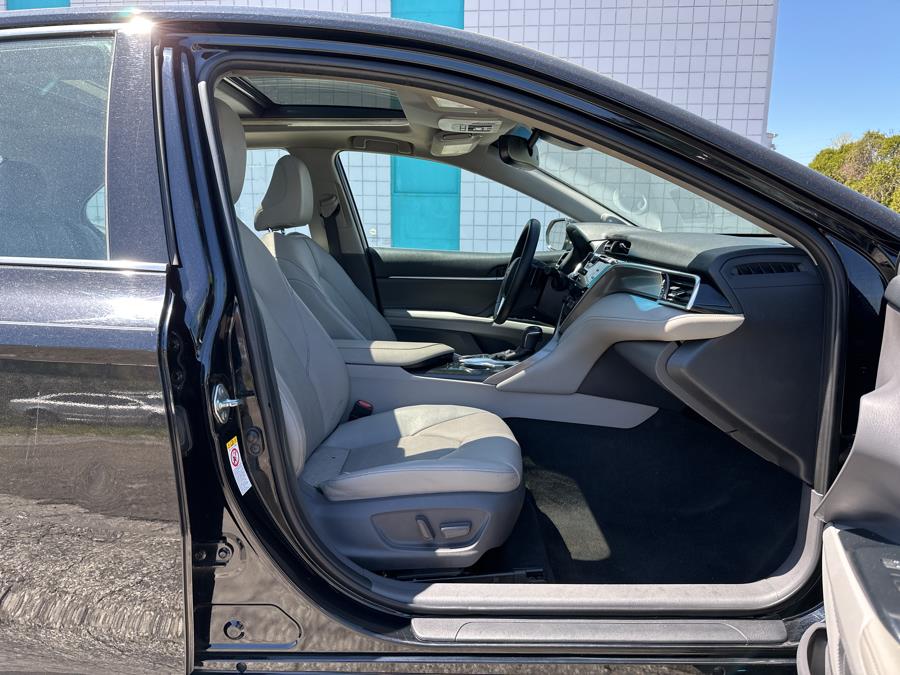 2018 Toyota Camry XSE V6 Auto (Natl), available for sale in Milford, Connecticut | Dealertown Auto Wholesalers. Milford, Connecticut 2018 Toyota Camry XSE V6 Auto (Natl), available for sale in Milford, Connecticut | Dealertown Auto Wholesalers. Milford, Connecticut