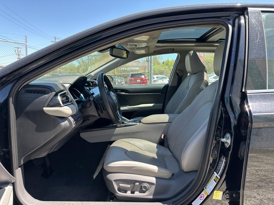 2018 Toyota Camry XSE V6 Auto (Natl), available for sale in Milford, Connecticut | Dealertown Auto Wholesalers. Milford, Connecticut 2018 Toyota Camry XSE V6 Auto (Natl), available for sale in Milford, Connecticut | Dealertown Auto Wholesalers. Milford, Connecticut