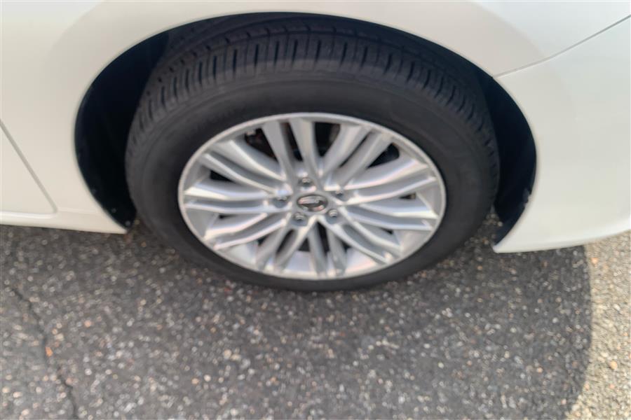 2014 Lexus ES 350 4dr Sdn, available for sale in Lindenhurst, New York | Power Motor Group. Lindenhurst, New York 2014 Lexus ES 350 4dr Sdn, available for sale in Lindenhurst, New York | Power Motor Group. Lindenhurst, New York