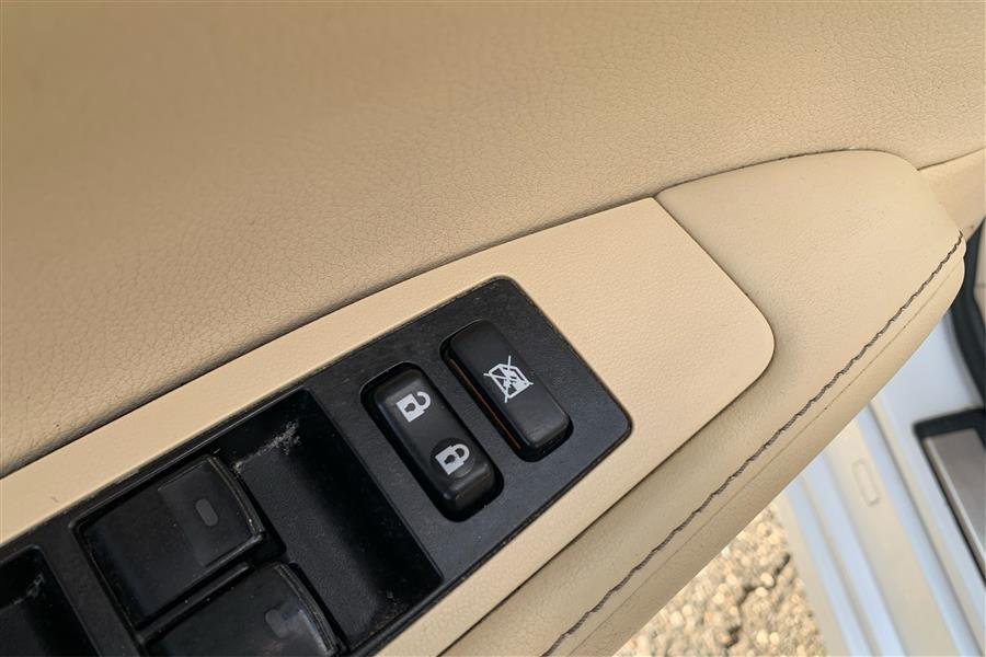 2014 Lexus ES 350 4dr Sdn, available for sale in Lindenhurst, New York | Power Motor Group. Lindenhurst, New York 2014 Lexus ES 350 4dr Sdn, available for sale in Lindenhurst, New York | Power Motor Group. Lindenhurst, New York