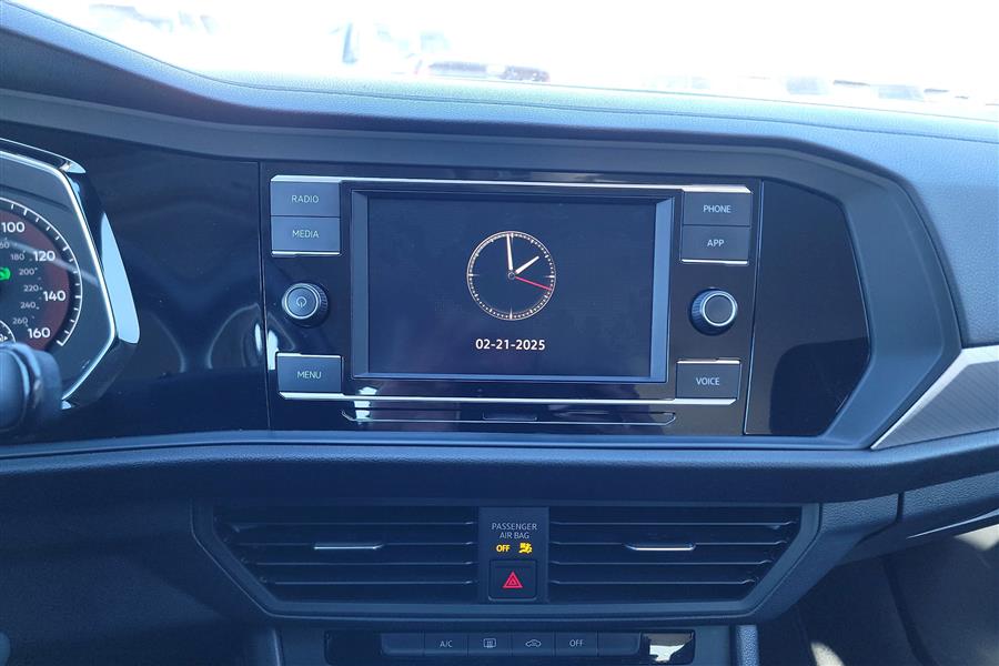 2021 Volkswagen Jetta R-Line Auto, available for sale in Lindenhurst, New York | Power Motor Group. Lindenhurst, New York 2021 Volkswagen Jetta R-Line Auto, available for sale in Lindenhurst, New York | Power Motor Group. Lindenhurst, New York