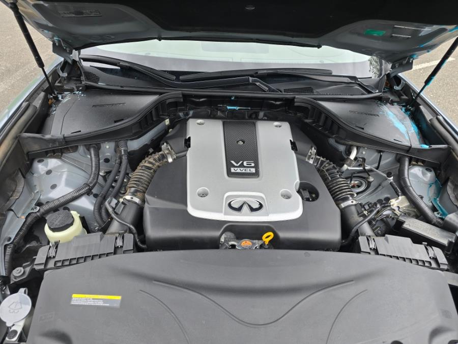 2016 Infiniti Q70 4dr Sdn V6 AWD, available for sale in Springfield, Massachusetts | Fast Lane Auto Sales & Service, Inc. . Springfield, Massachusetts 2016 Infiniti Q70 4dr Sdn V6 AWD, available for sale in Springfield, Massachusetts | Fast Lane Auto Sales & Service, Inc. . Springfield, Massachusetts