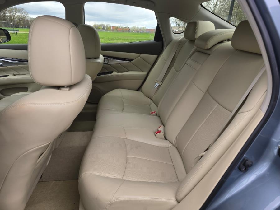 2016 Infiniti Q70 4dr Sdn V6 AWD, available for sale in Springfield, Massachusetts | Fast Lane Auto Sales & Service, Inc. . Springfield, Massachusetts 2016 Infiniti Q70 4dr Sdn V6 AWD, available for sale in Springfield, Massachusetts | Fast Lane Auto Sales & Service, Inc. . Springfield, Massachusetts