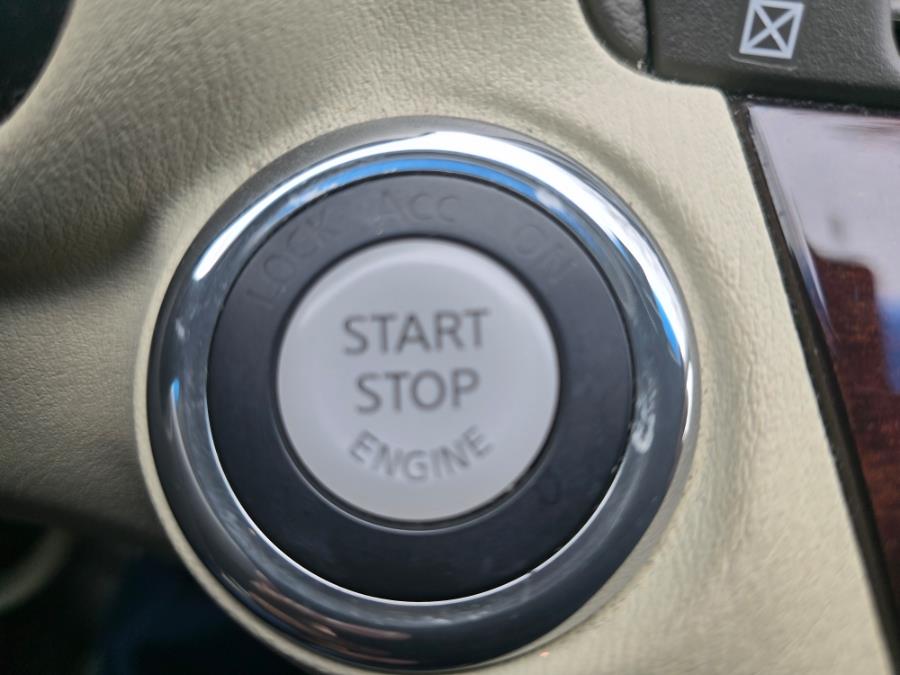 2016 Infiniti Q70 4dr Sdn V6 AWD, available for sale in Springfield, Massachusetts | Fast Lane Auto Sales & Service, Inc. . Springfield, Massachusetts 2016 Infiniti Q70 4dr Sdn V6 AWD, available for sale in Springfield, Massachusetts | Fast Lane Auto Sales & Service, Inc. . Springfield, Massachusetts