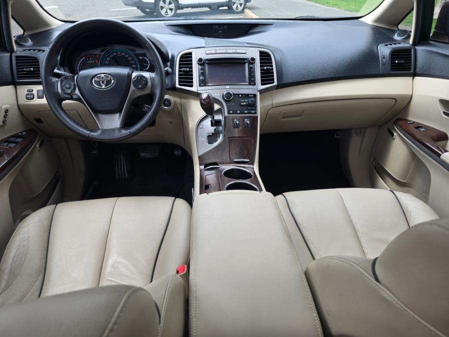 2013 Toyota Venza 4dr Wgn V6 FWD Limited (Natl), available for sale in Springfield, Massachusetts | Fast Lane Auto Sales & Service, Inc. . Springfield, Massachusetts 2013 Toyota Venza 4dr Wgn V6 FWD Limited (Natl), available for sale in Springfield, Massachusetts | Fast Lane Auto Sales & Service, Inc. . Springfield, Massachusetts