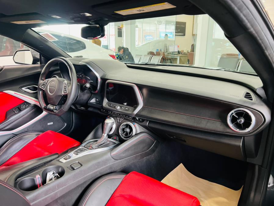 2018 Chevrolet Camaro 2dr Cpe 2LT, available for sale in Franklin Square, New York | Luxury Motor Club. Franklin Square, New York 2018 Chevrolet Camaro 2dr Cpe 2LT, available for sale in Franklin Square, New York | Luxury Motor Club. Franklin Square, New York