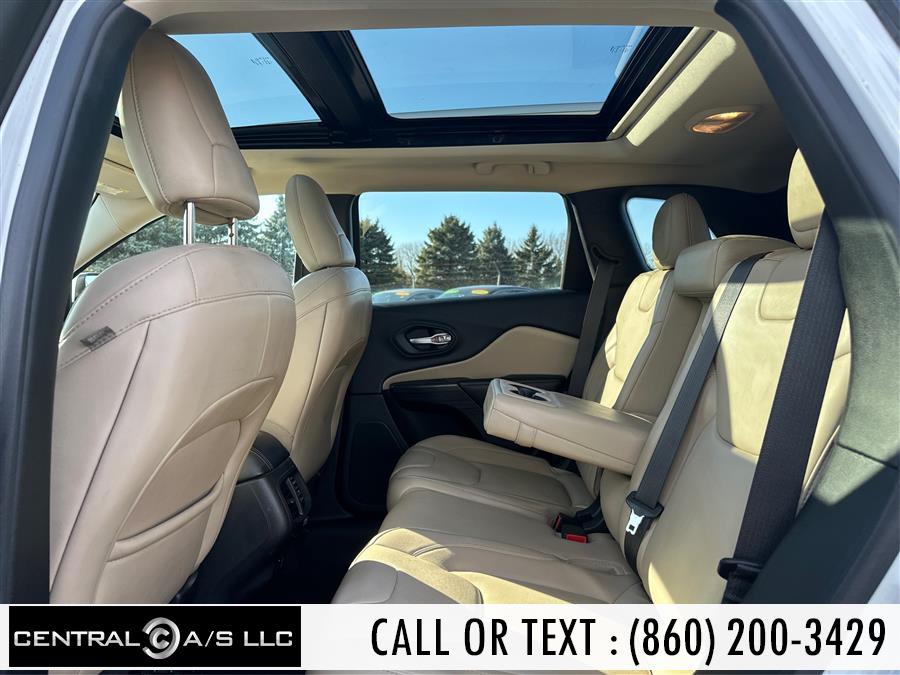 2016 Jeep Cherokee 4WD 4dr Limited, available for sale in East Windsor, Connecticut | Central A/S LLC. East Windsor, Connecticut 2016 Jeep Cherokee 4WD 4dr Limited, available for sale in East Windsor, Connecticut | Central A/S LLC. East Windsor, Connecticut