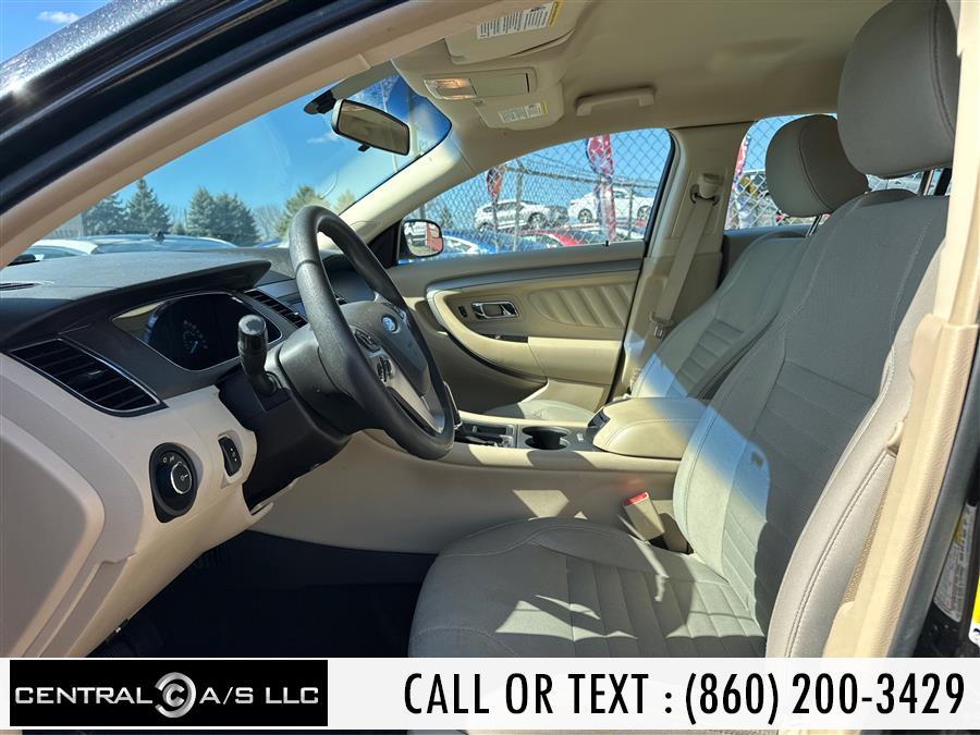 2015 Ford Taurus 4dr Sdn SE FWD, available for sale in East Windsor, Connecticut | Central A/S LLC. East Windsor, Connecticut 2015 Ford Taurus 4dr Sdn SE FWD, available for sale in East Windsor, Connecticut | Central A/S LLC. East Windsor, Connecticut