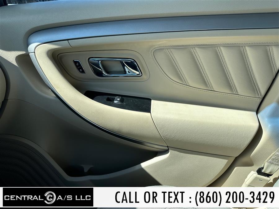 2015 Ford Taurus 4dr Sdn SE FWD, available for sale in East Windsor, Connecticut | Central A/S LLC. East Windsor, Connecticut 2015 Ford Taurus 4dr Sdn SE FWD, available for sale in East Windsor, Connecticut | Central A/S LLC. East Windsor, Connecticut