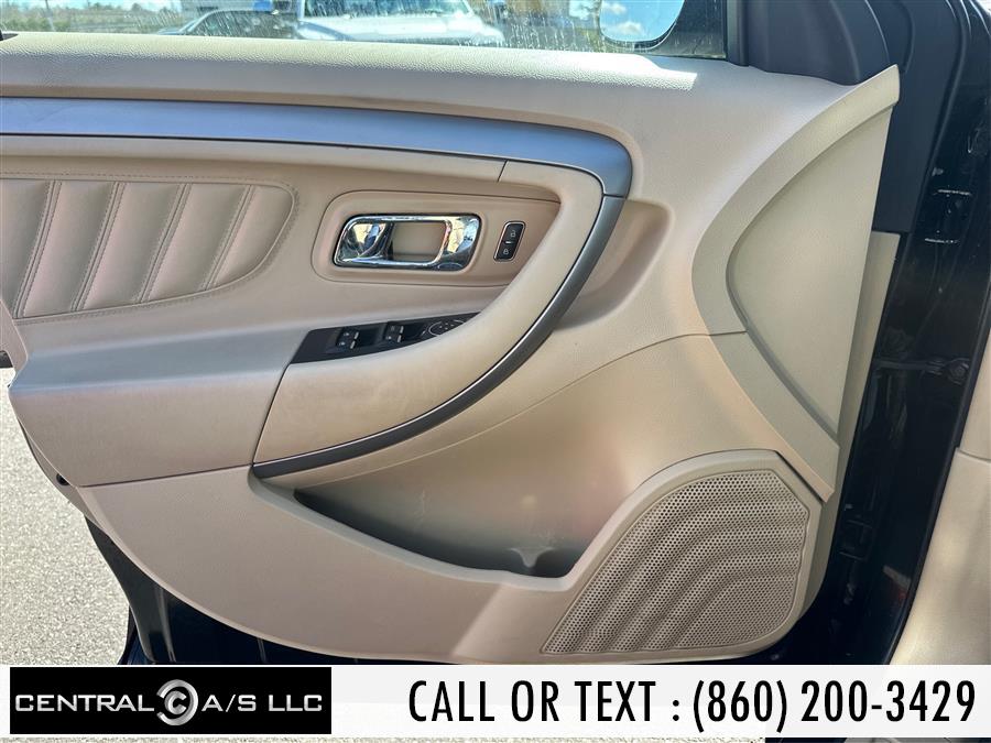 2015 Ford Taurus 4dr Sdn SE FWD, available for sale in East Windsor, Connecticut | Central A/S LLC. East Windsor, Connecticut 2015 Ford Taurus 4dr Sdn SE FWD, available for sale in East Windsor, Connecticut | Central A/S LLC. East Windsor, Connecticut