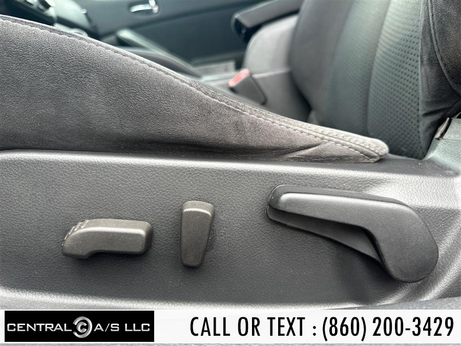2010 Nissan Altima 2dr Cpe I4 CVT 2.5 S, available for sale in East Windsor, Connecticut | Central A/S LLC. East Windsor, Connecticut 2010 Nissan Altima 2dr Cpe I4 CVT 2.5 S, available for sale in East Windsor, Connecticut | Central A/S LLC. East Windsor, Connecticut