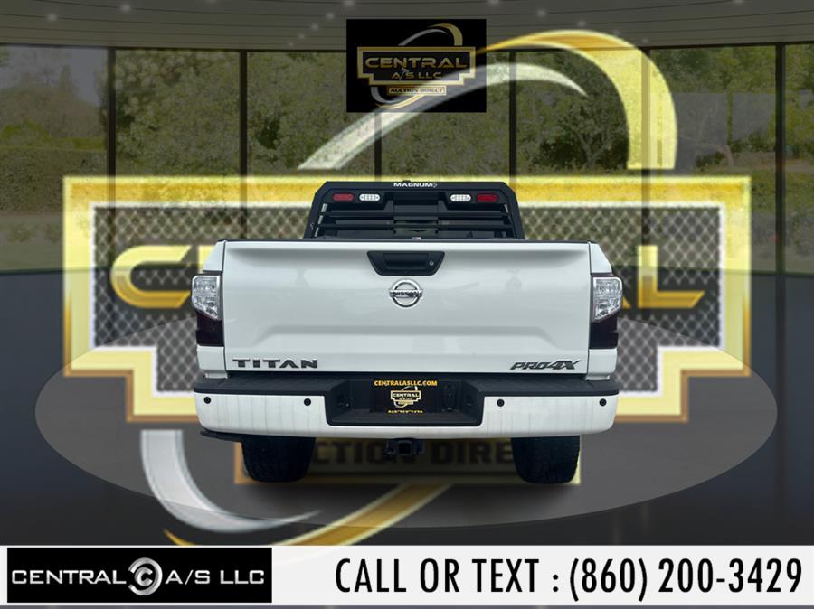 2017 Nissan Titan 4x4 Crew Cab PRO-4X, available for sale in East Windsor, Connecticut | Central A/S LLC. East Windsor, Connecticut 2017 Nissan Titan 4x4 Crew Cab PRO-4X, available for sale in East Windsor, Connecticut | Central A/S LLC. East Windsor, Connecticut