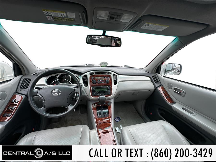 2007 Toyota Highlander 2WD 4dr V6 Sport w/3rd Row (Natl), available for sale in East Windsor, Connecticut | Central A/S LLC. East Windsor, Connecticut 2007 Toyota Highlander 2WD 4dr V6 Sport w/3rd Row (Natl), available for sale in East Windsor, Connecticut | Central A/S LLC. East Windsor, Connecticut