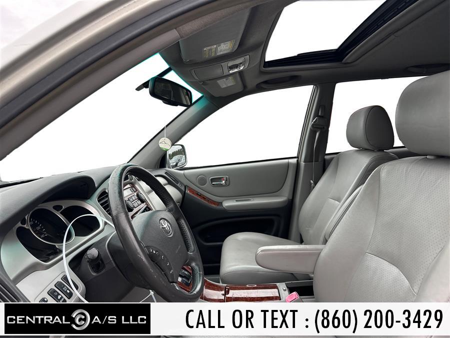 2007 Toyota Highlander 2WD 4dr V6 Sport w/3rd Row (Natl), available for sale in East Windsor, Connecticut | Central A/S LLC. East Windsor, Connecticut 2007 Toyota Highlander 2WD 4dr V6 Sport w/3rd Row (Natl), available for sale in East Windsor, Connecticut | Central A/S LLC. East Windsor, Connecticut