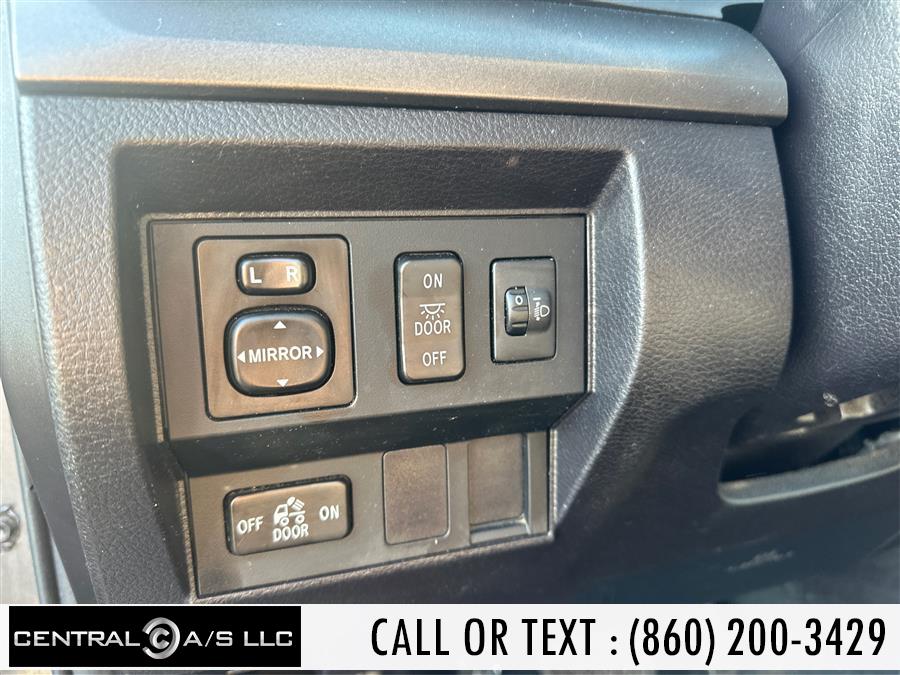 2015 Toyota Tundra 4WD Truck Double Cab 5.7L V8 6-Spd AT SR (Natl), available for sale in East Windsor, Connecticut | Central A/S LLC. East Windsor, Connecticut 2015 Toyota Tundra 4WD Truck Double Cab 5.7L V8 6-Spd AT SR (Natl), available for sale in East Windsor, Connecticut | Central A/S LLC. East Windsor, Connecticut