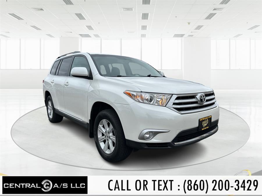2013 Toyota Highlander 4WD 4dr V6 (Natl), available for sale in East Windsor, Connecticut | Central A/S LLC. East Windsor, Connecticut 2013 Toyota Highlander 4WD 4dr V6 (Natl), available for sale in East Windsor, Connecticut | Central A/S LLC. East Windsor, Connecticut