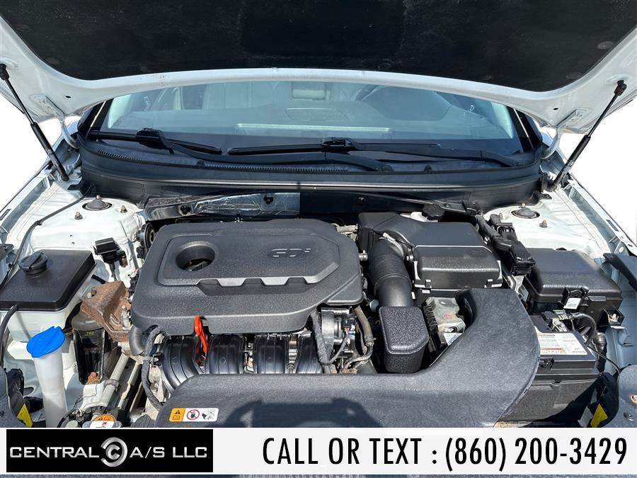 2015 Hyundai Sonata 4dr Sdn 2.4L Limited PZEV, available for sale in East Windsor, Connecticut | Central A/S LLC. East Windsor, Connecticut 2015 Hyundai Sonata 4dr Sdn 2.4L Limited PZEV, available for sale in East Windsor, Connecticut | Central A/S LLC. East Windsor, Connecticut
