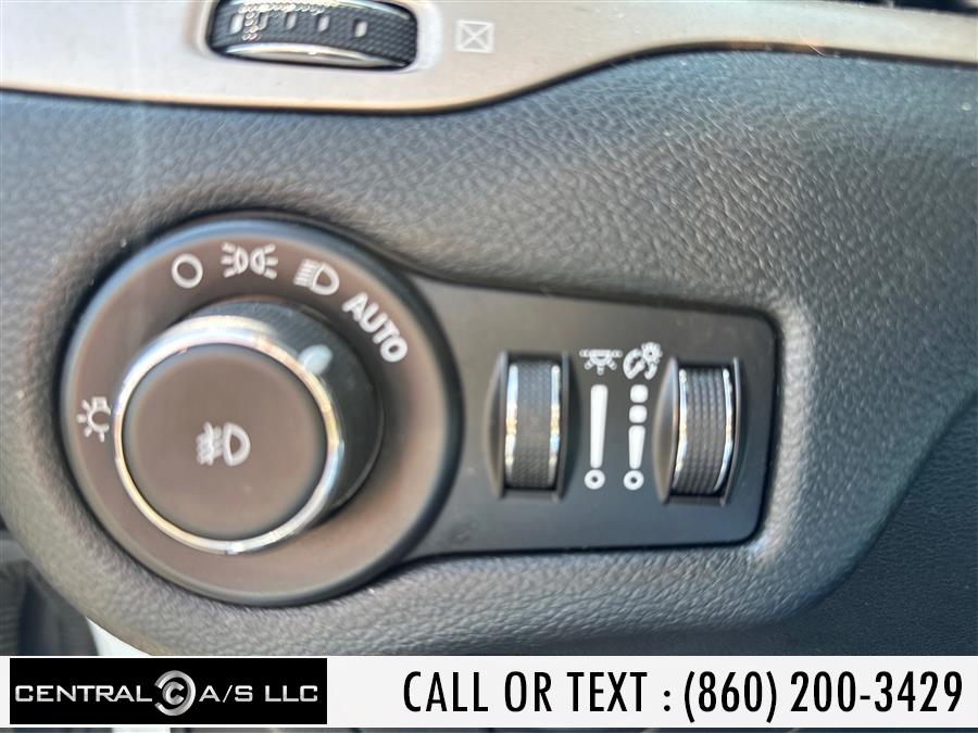 2015 Jeep Cherokee 4WD 4dr Latitude, available for sale in East Windsor, Connecticut | Central A/S LLC. East Windsor, Connecticut 2015 Jeep Cherokee 4WD 4dr Latitude, available for sale in East Windsor, Connecticut | Central A/S LLC. East Windsor, Connecticut