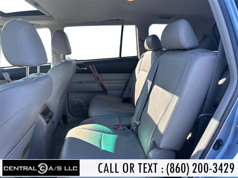 2010 Toyota Highlander 4WD 4dr V6 Limited, available for sale in East Windsor, Connecticut | Central A/S LLC. East Windsor, Connecticut 2010 Toyota Highlander 4WD 4dr V6 Limited, available for sale in East Windsor, Connecticut | Central A/S LLC. East Windsor, Connecticut