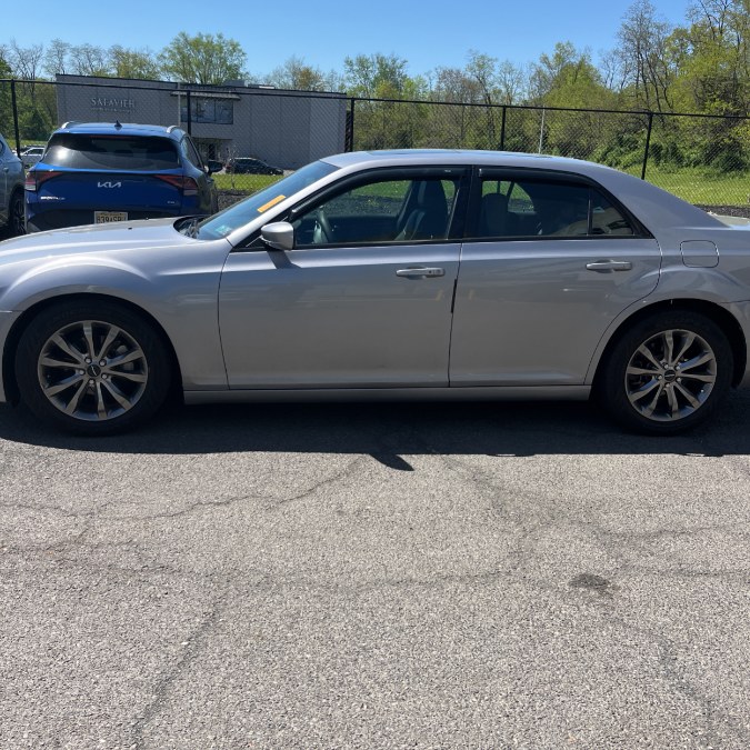 2014 Chrysler 300 4dr Sdn 300S AWD, available for sale in Hicksville, New York | REGAL AUTOHAUS. Hicksville, New York 2014 Chrysler 300 4dr Sdn 300S AWD, available for sale in Hicksville, New York | REGAL AUTOHAUS. Hicksville, New York